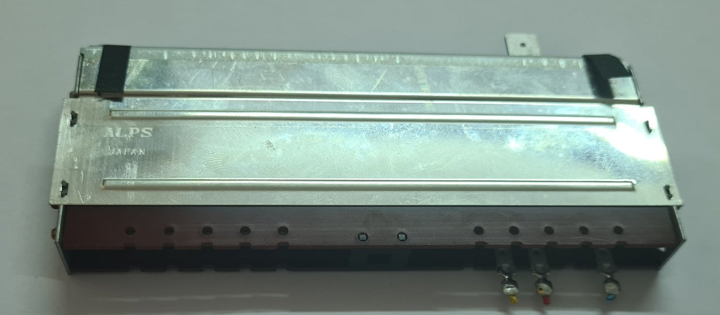 Soundcraft 200SR faders 10 k single