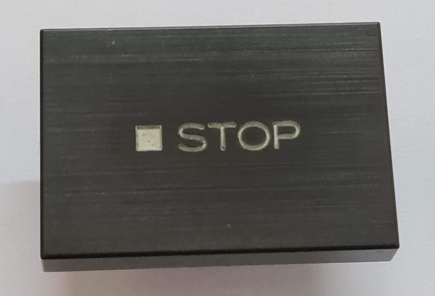 TASCAM 225 FRONT Push buttons