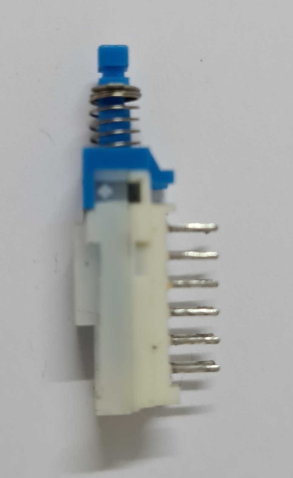 Soundcraft and others switch SPUJ193700 latching SPUJ194500 momentary used