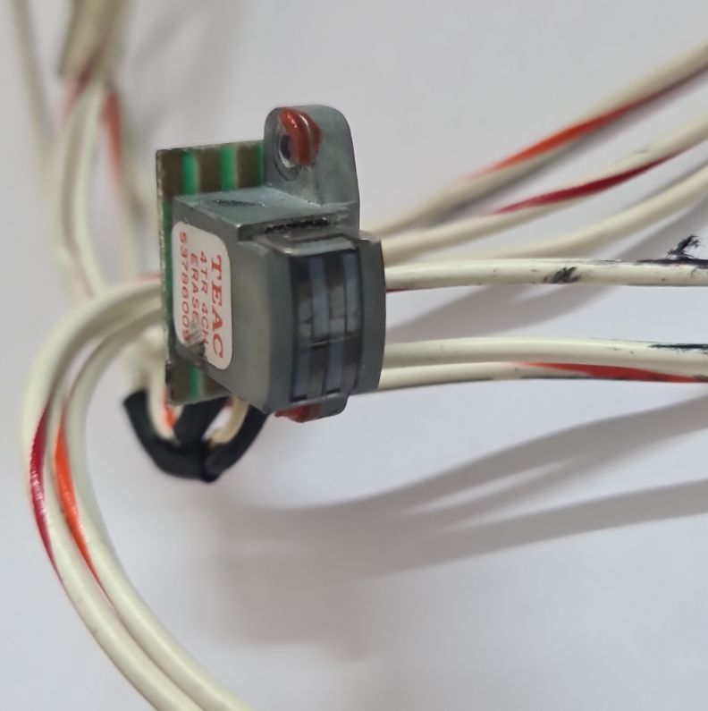Teac erase head 53786009 all 4 channels White Molex used 6 pin Molex