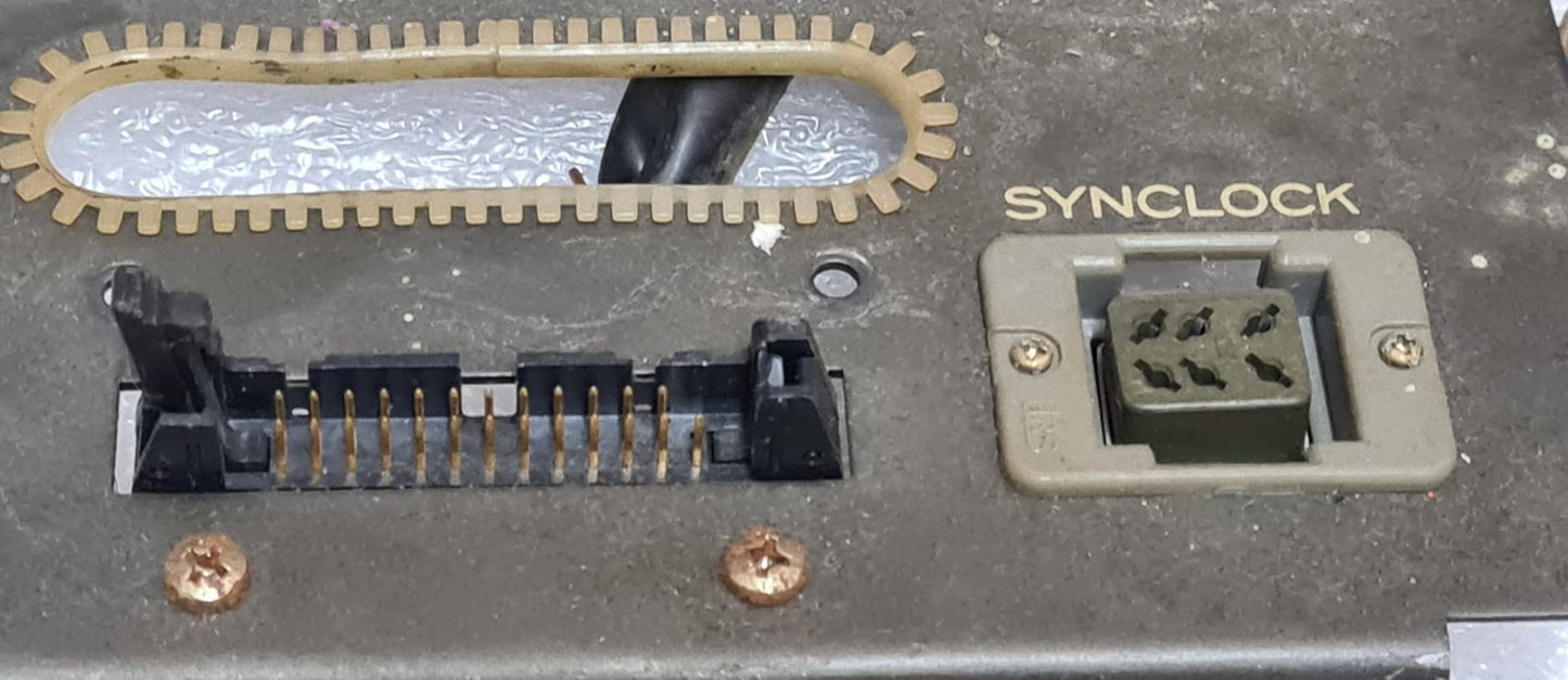 Teac 85-16 metal rear panel with waka plug and idc