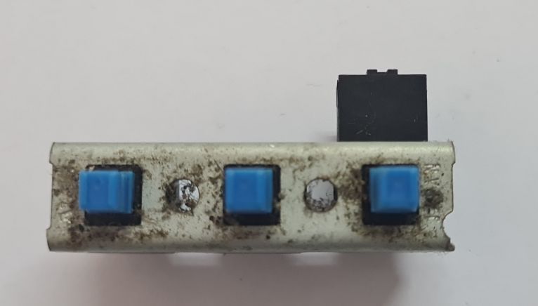 TASCAM 424 SWITCH BANK USED