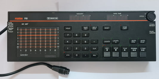 Fostex R8 front control panel with Vari speed knob