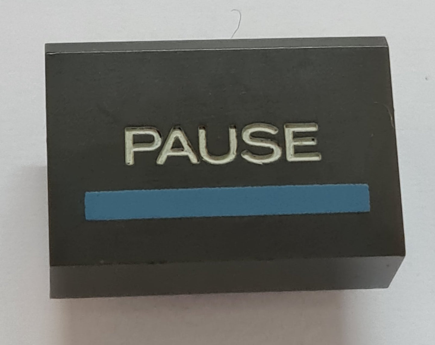 TASCAM 225 FRONT Push buttons