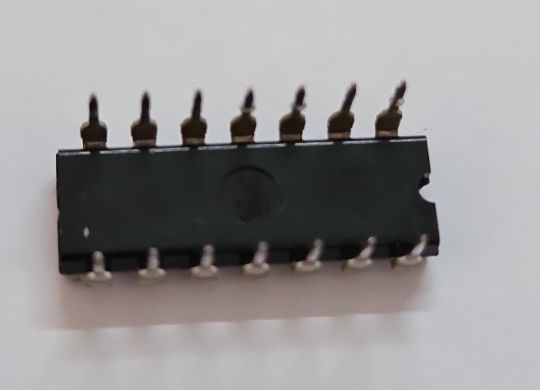 LC4066B SANYO IC USED
