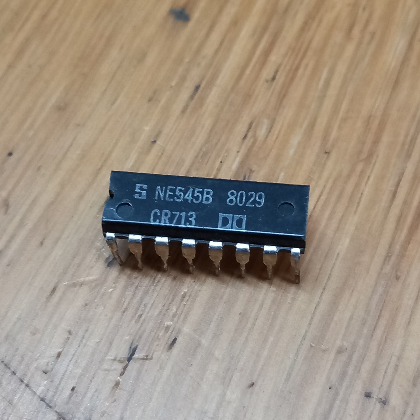 NE545B Dolby IC used original style