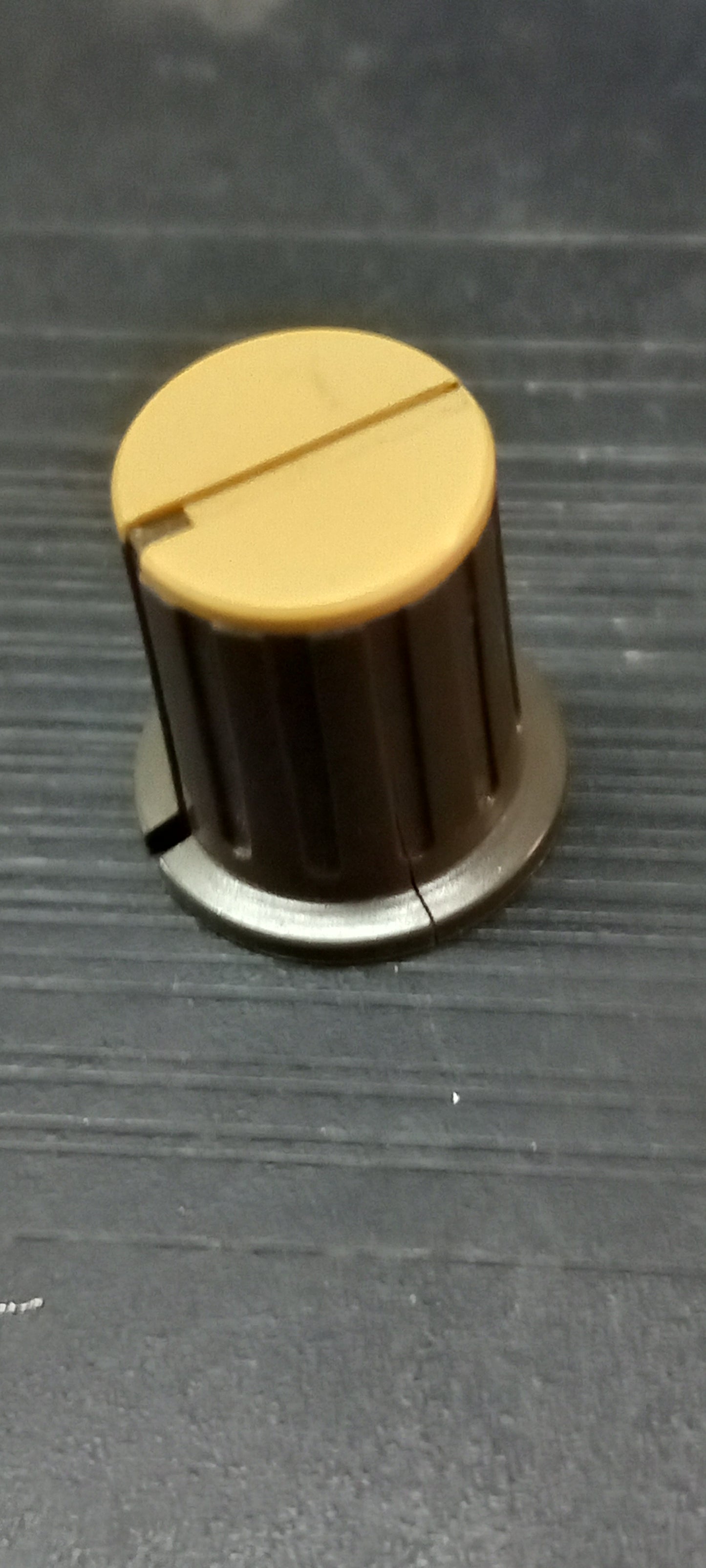 Tascam 133 knobs orange or cream