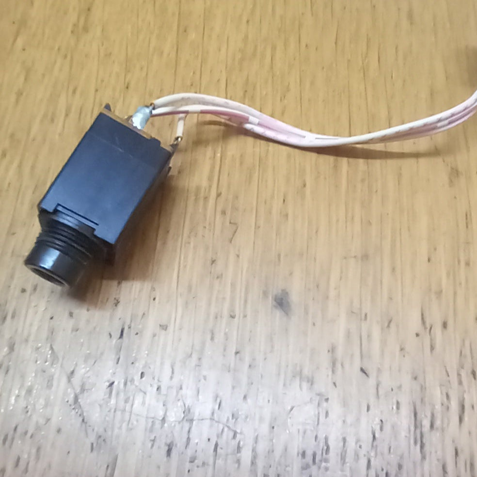 Tascam 234 jack socket inc molex plug