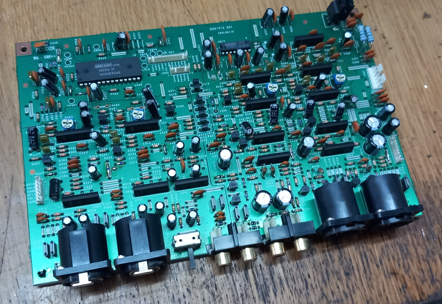 Fostex D-10 Analog IO PCB 8251913 201