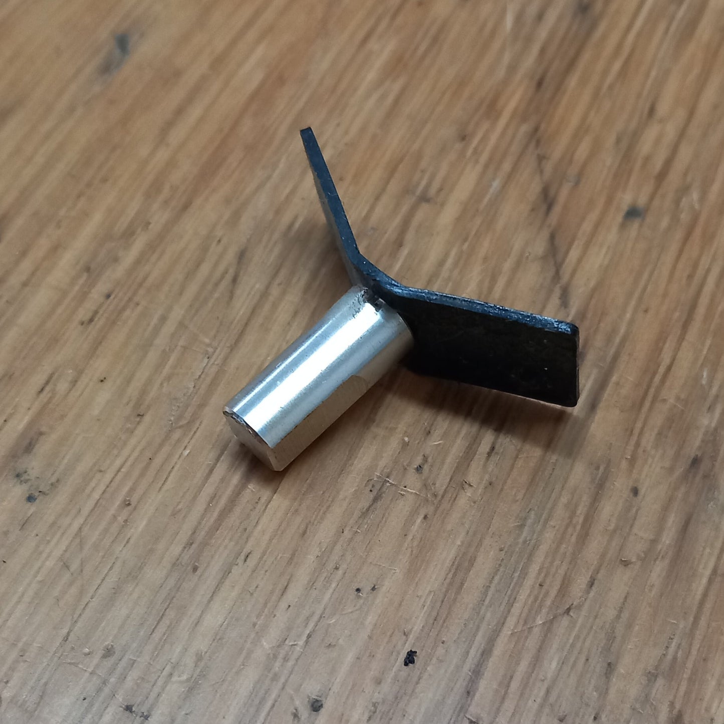 Sony TC-399 toggle push button