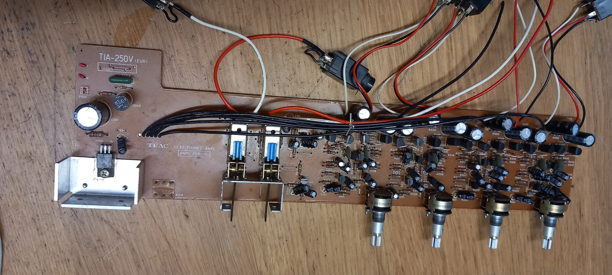 Teac Model 15 Headphone amp pcb 52100934-00