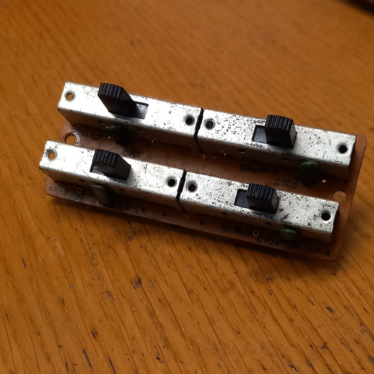 A-3340 switch pcb 51670550