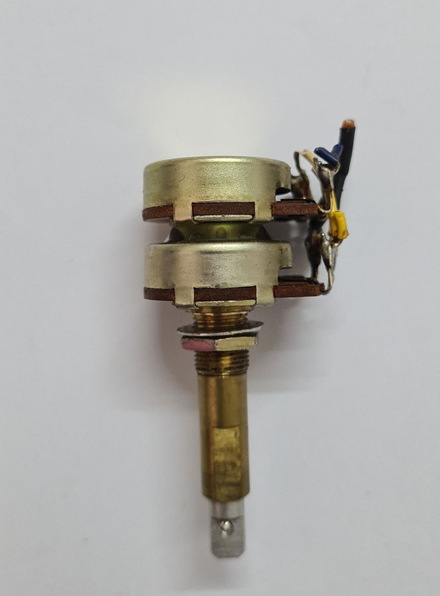 Teac AN-180 dual 100k log pot