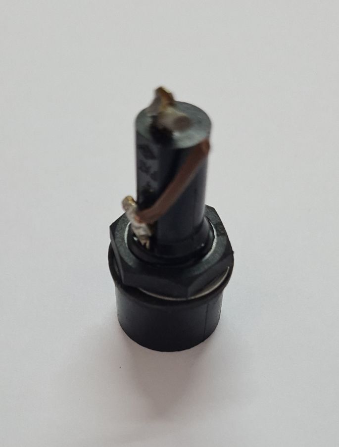 Teac AN-180 fuseholder