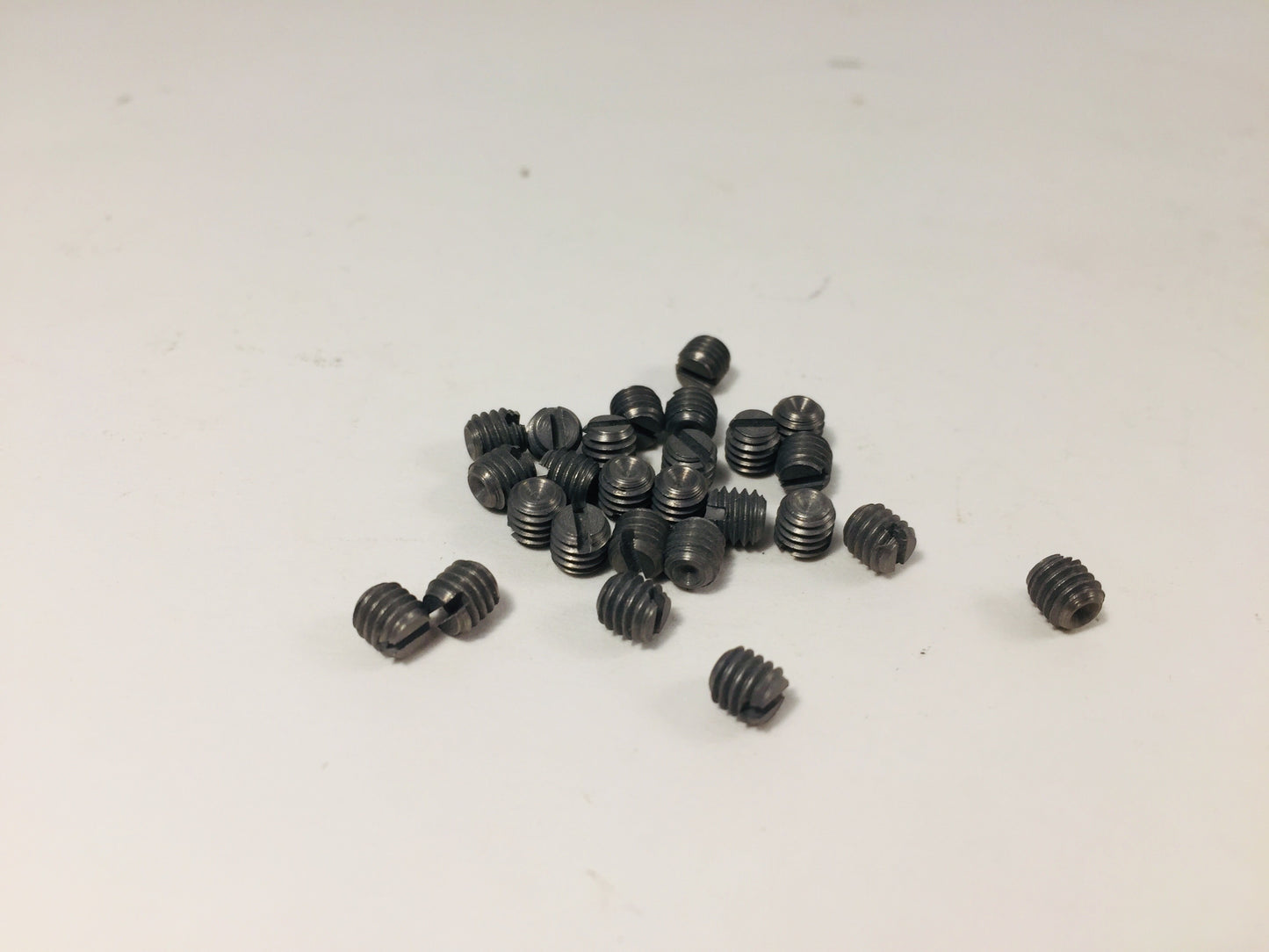 2BA slotted set screws grub screws pack of 50