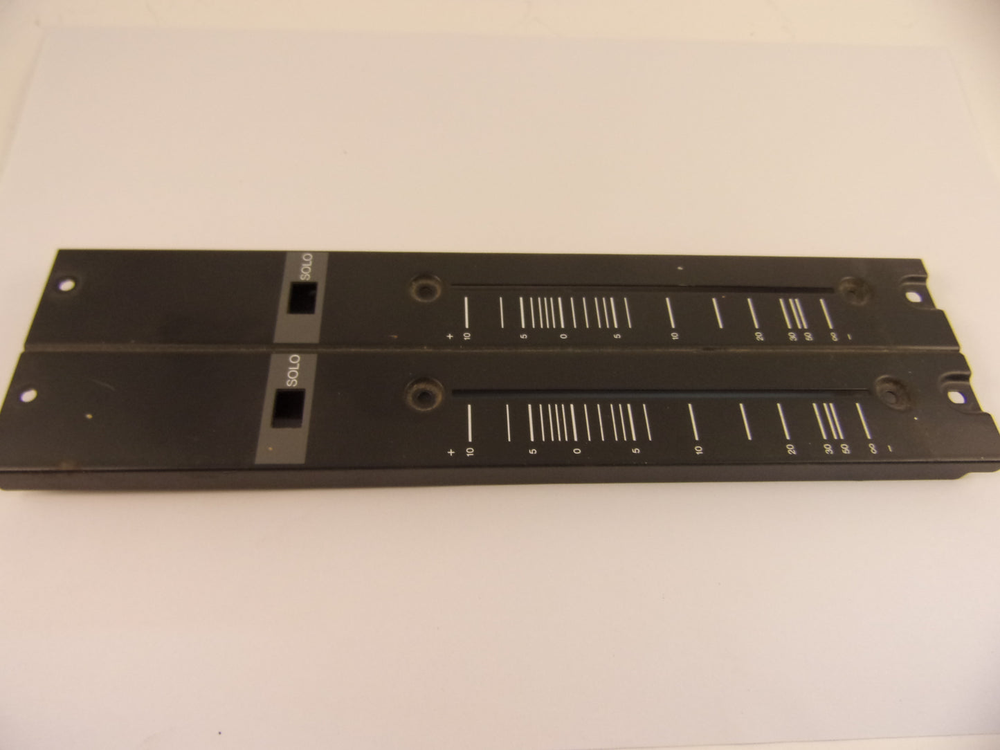 Fostex 812 mixer Group to L R panel