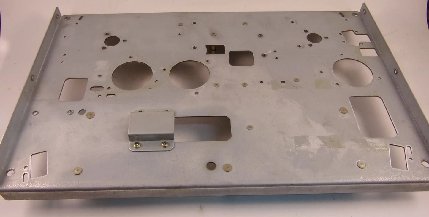 Fostex Model 80 upper internal metal panel
