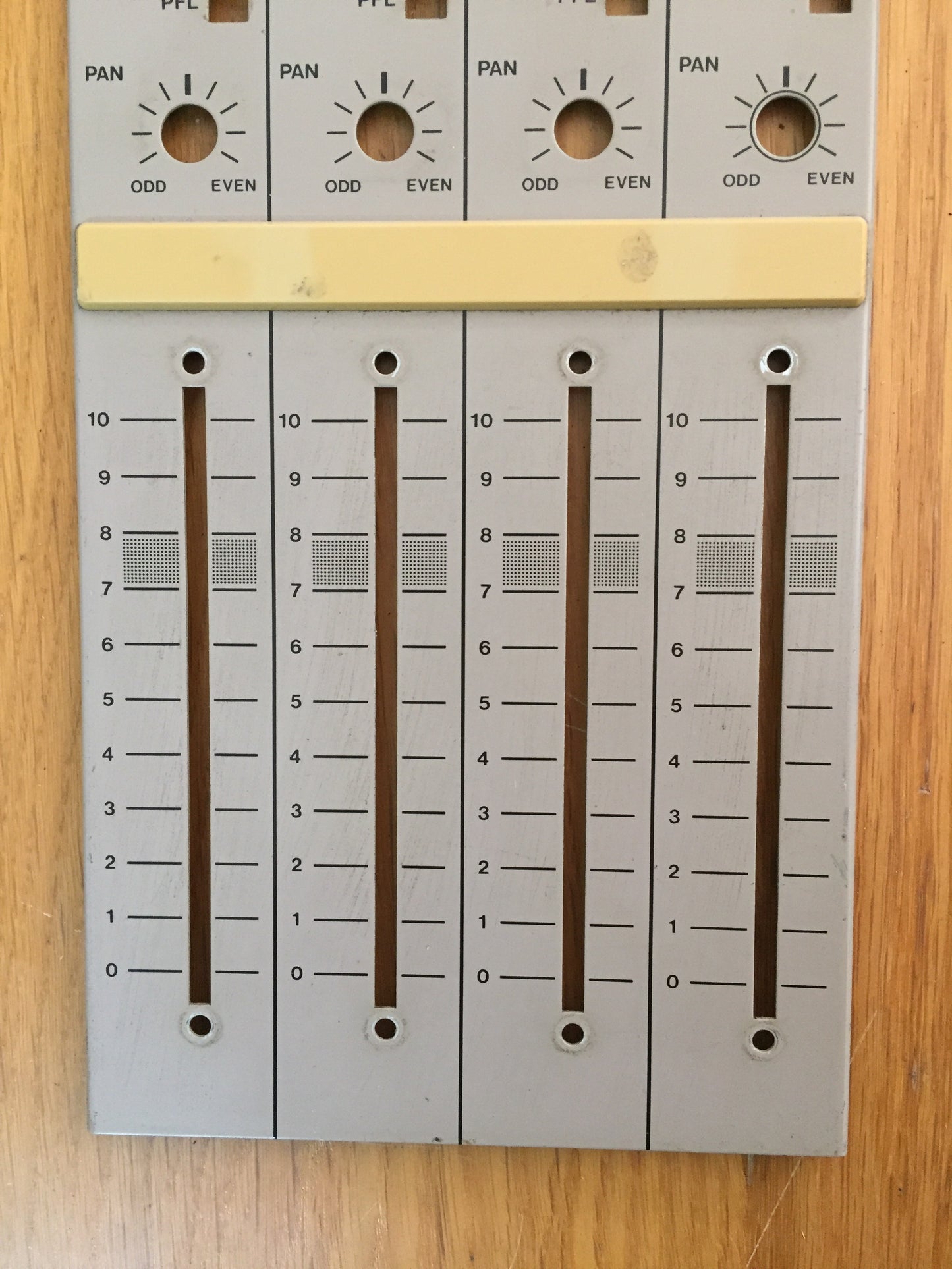 Tascam M-520 4 way channel panel