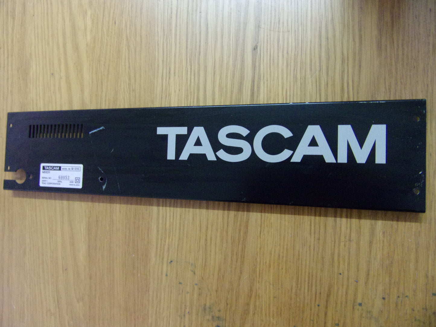 Tascam M-1016 back rear panel