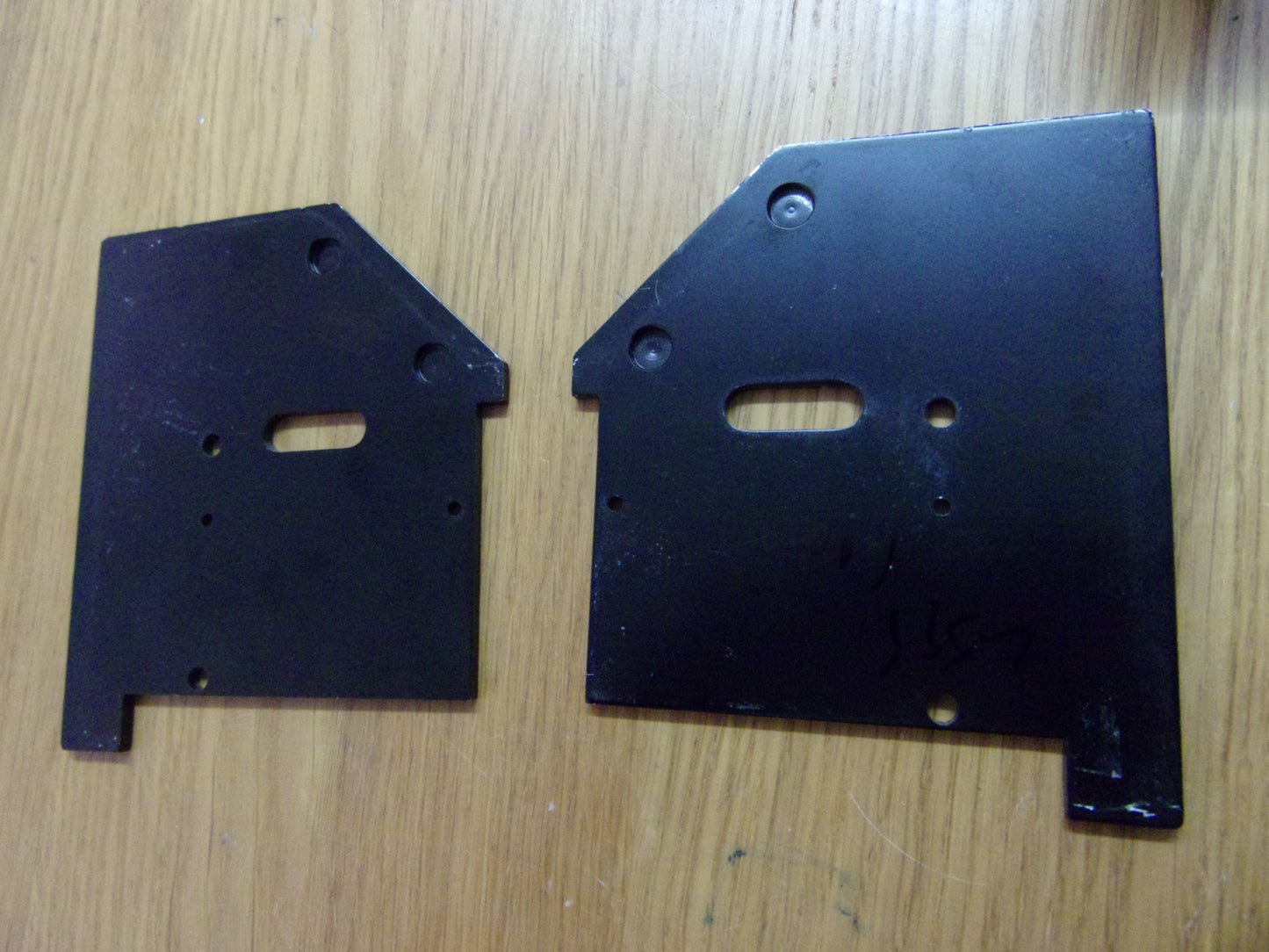 Tascam M-30 end cheeks aluminium pair