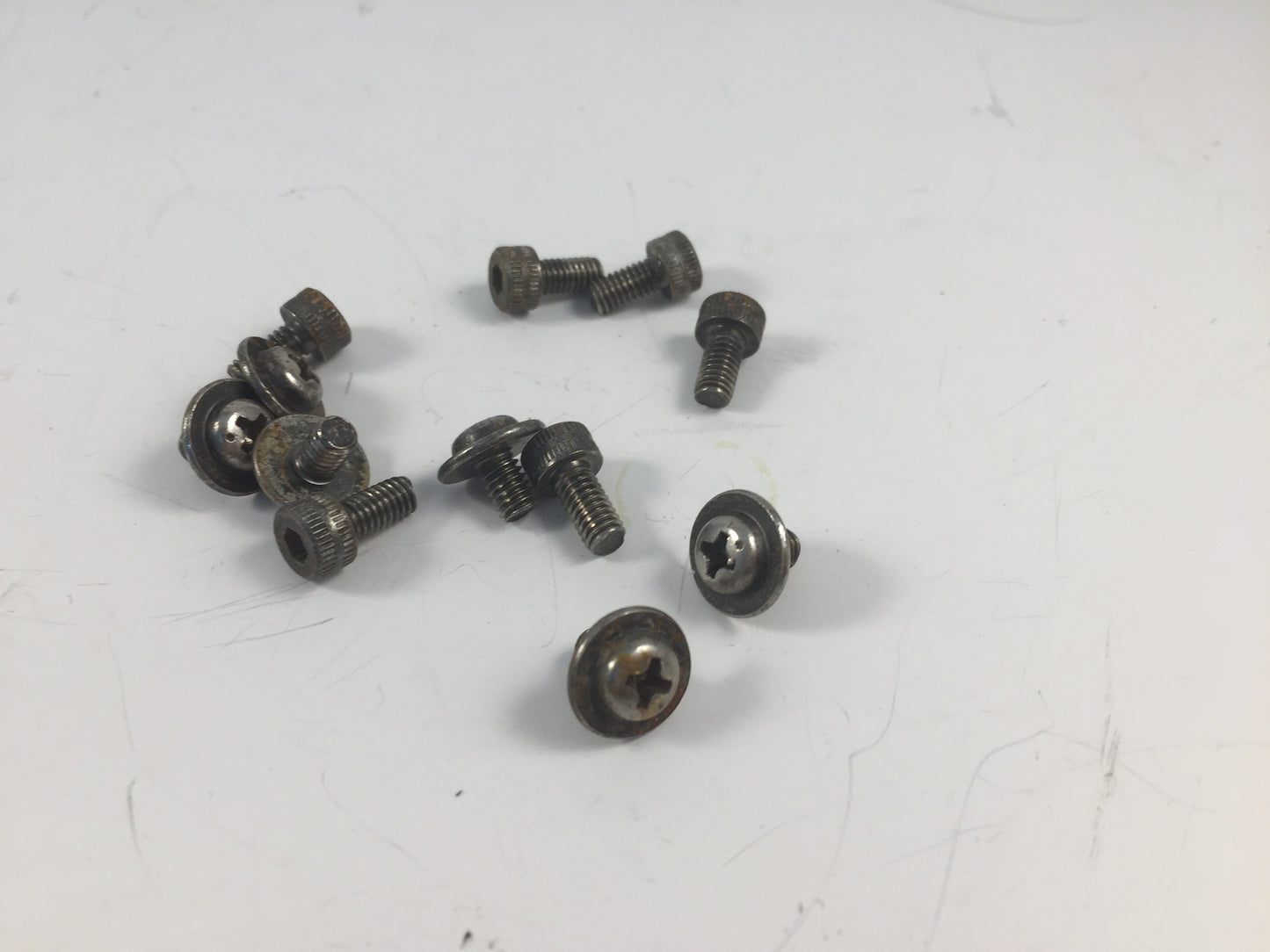 Tascam 22-4 main front panel screw/set bolt