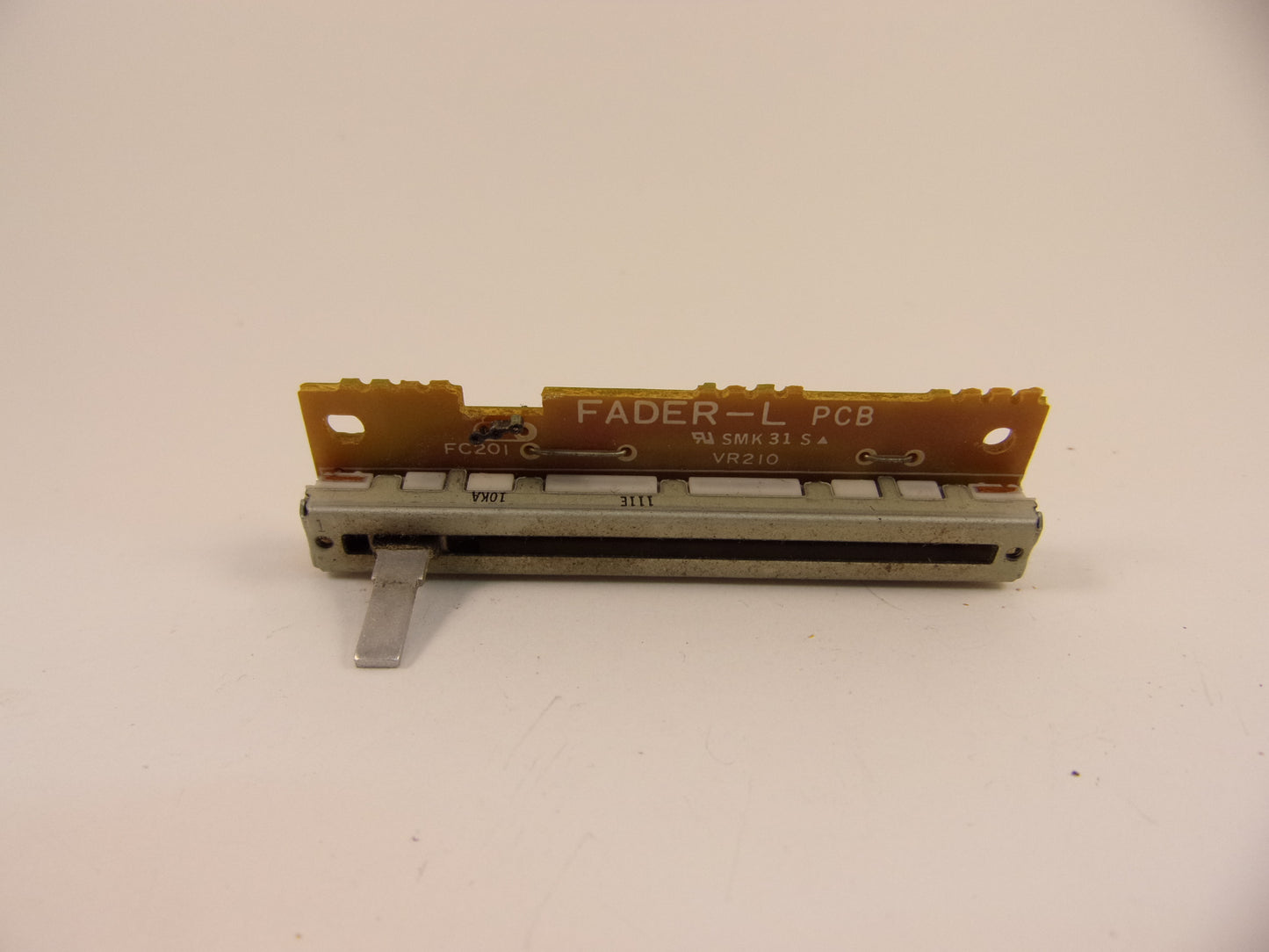 Tascam M-1016 fader L pcb