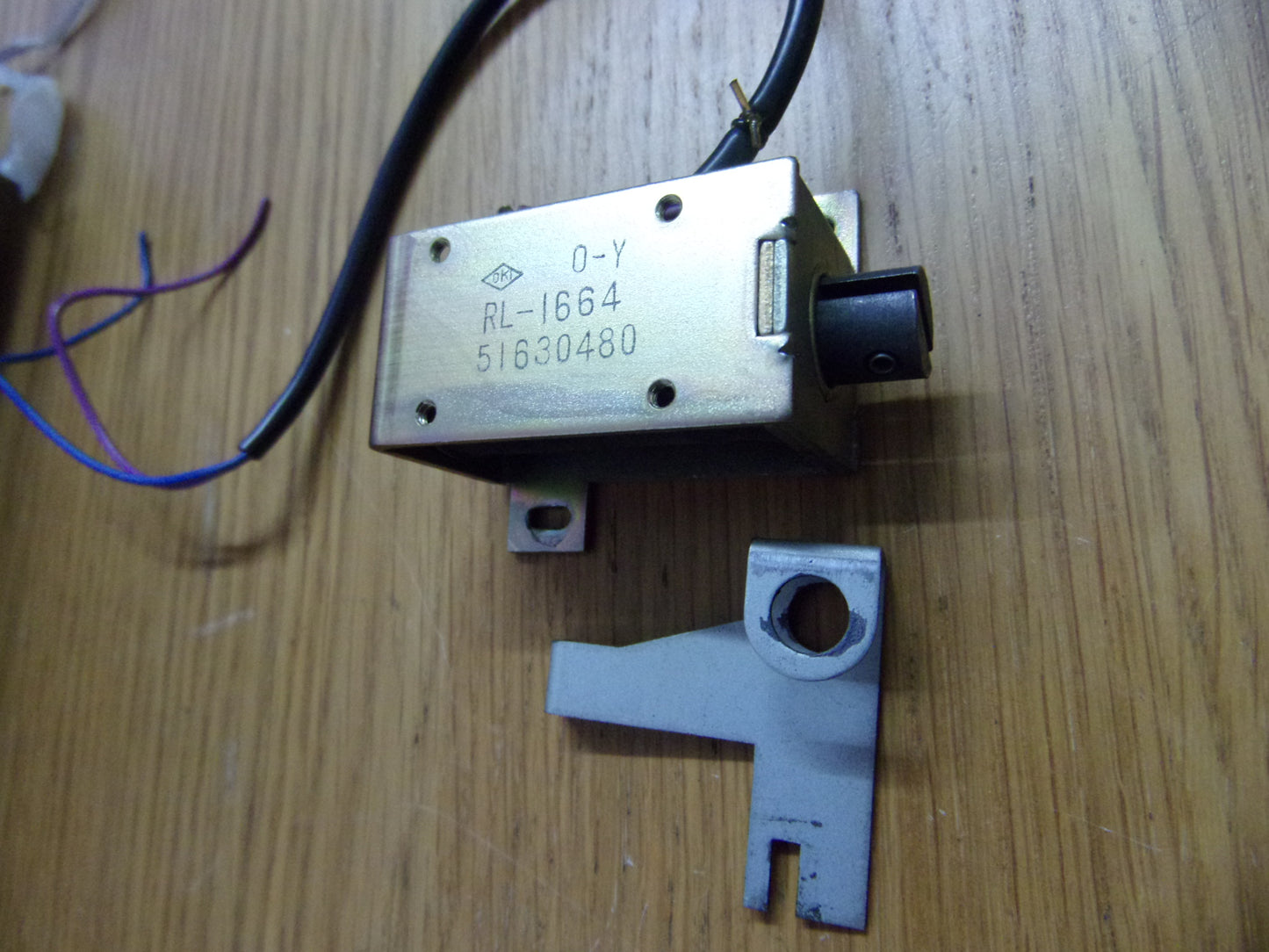 TASCAM Brake Solenoid RL1664 51630480 with switches