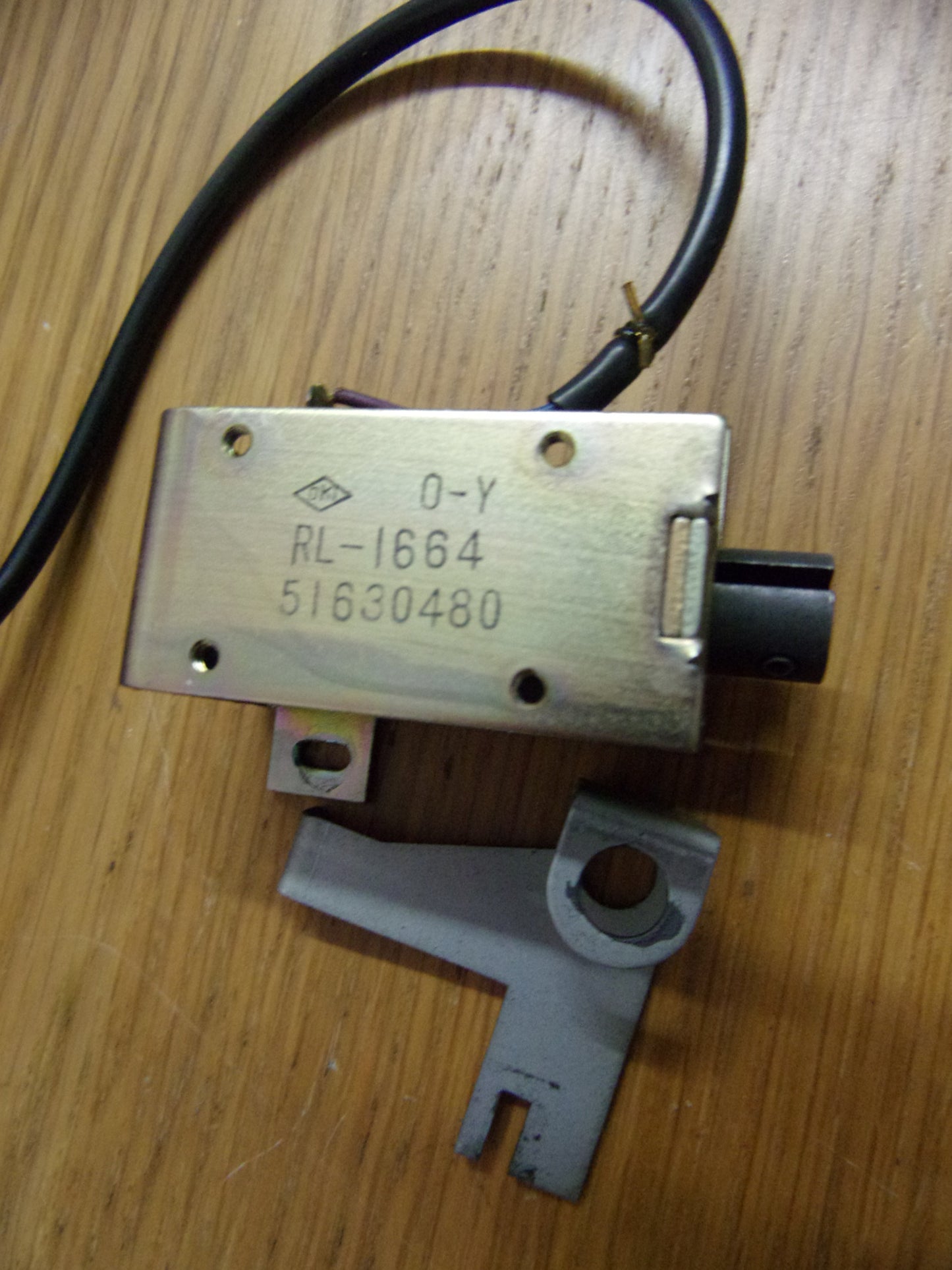 TASCAM Brake Solenoid RL1664 51630480 with switches