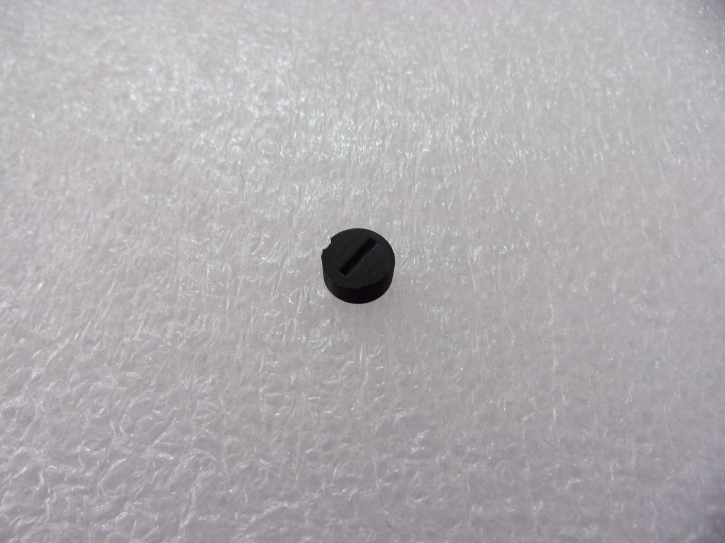 TASCAM AND FOSTEX MOTOR BRUSH CAP PLASTIC