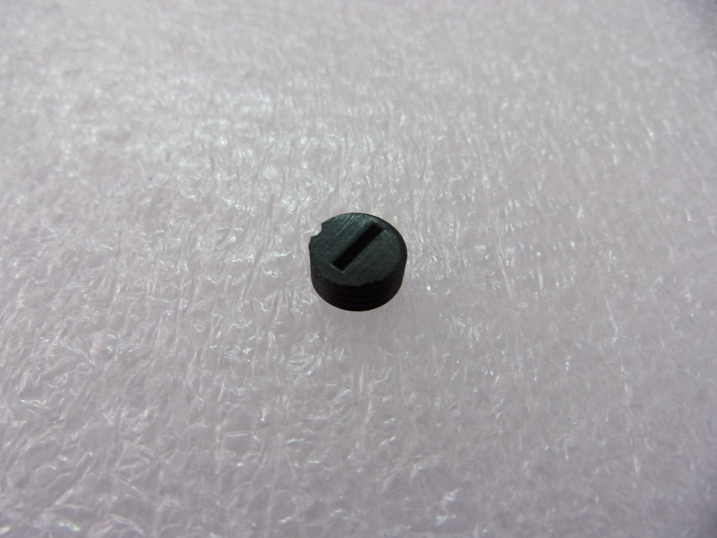 TASCAM AND FOSTEX MOTOR BRUSH CAP PLASTIC