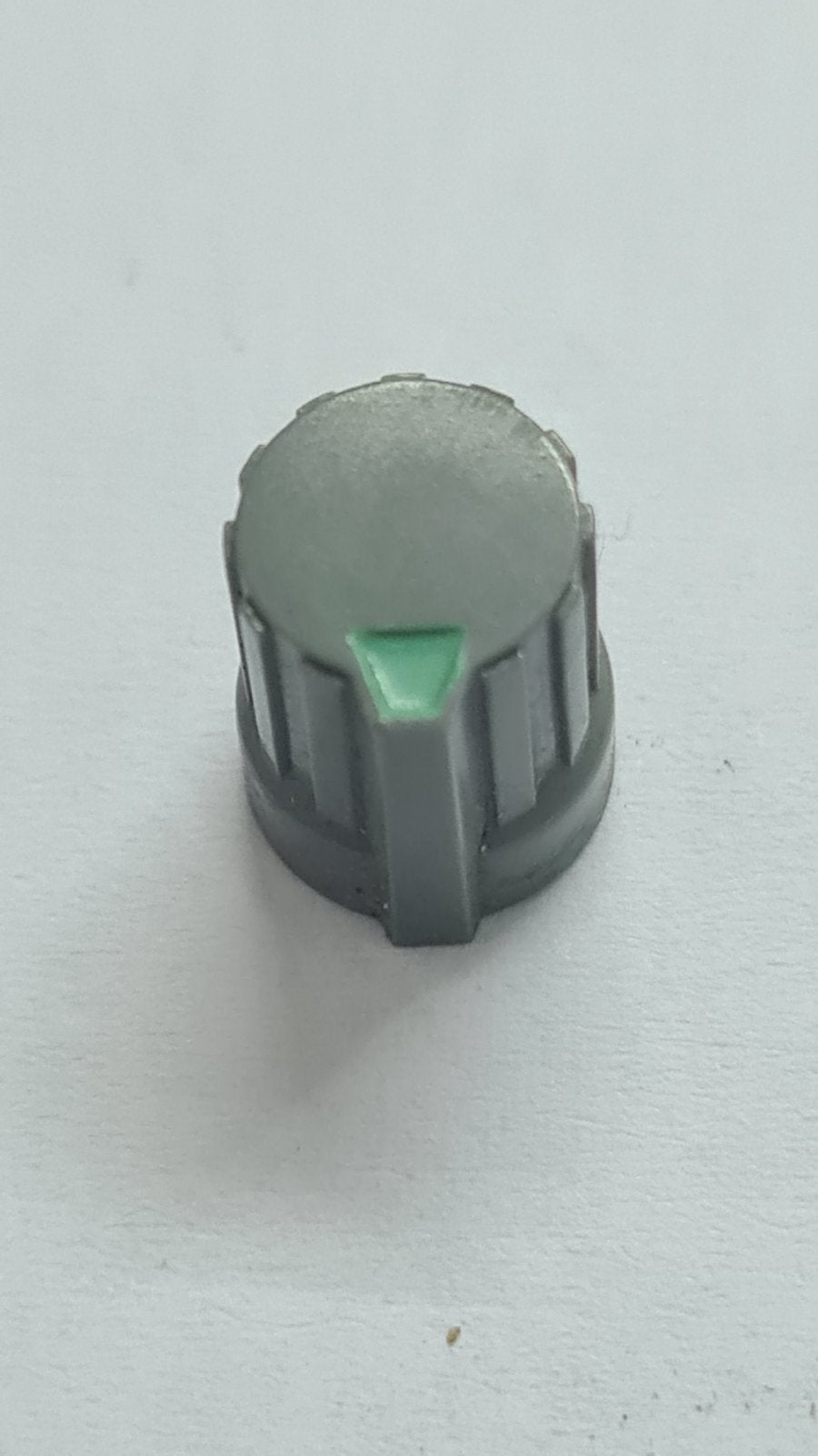 Fostex Model 2016 knob