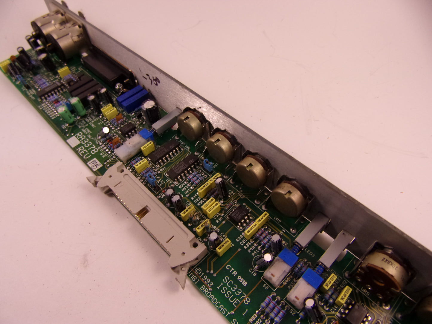 MB1 SERIES 10 MIC/LINE INPUT RA3378 REV MB
