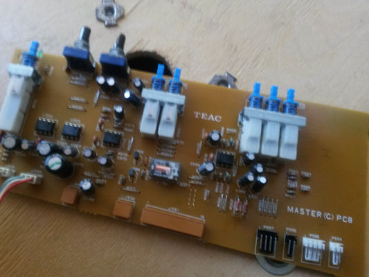 TASCAM TEAC  M-3500 M-3700 master c pcb 5210300600 -00  -03 -04