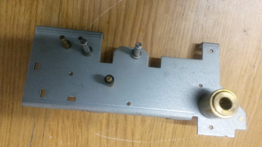 Tascam MSR24 capstan plate and bearing