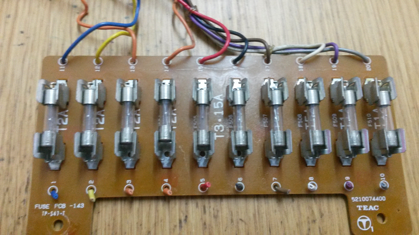 Tascam 38 Fuse PCB-143 5210074400