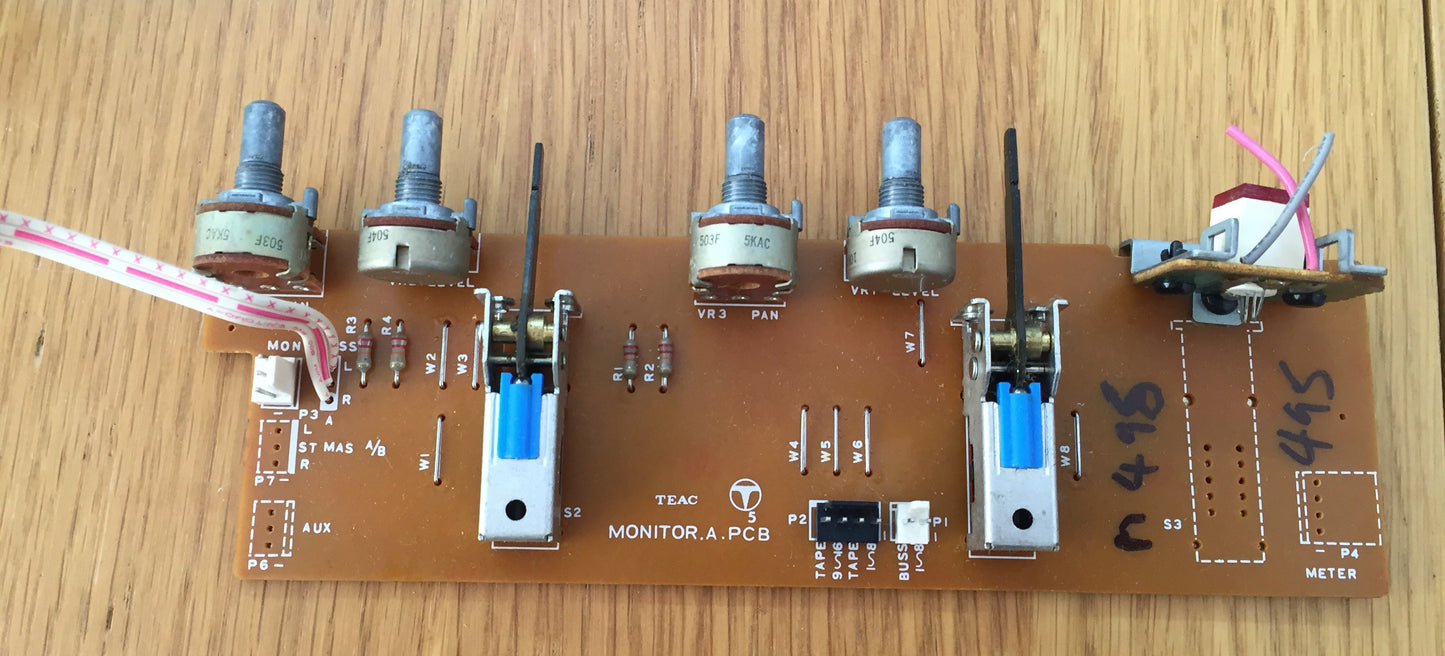 Tascam M-520 monitor pcb a 52101373-00 2 switch