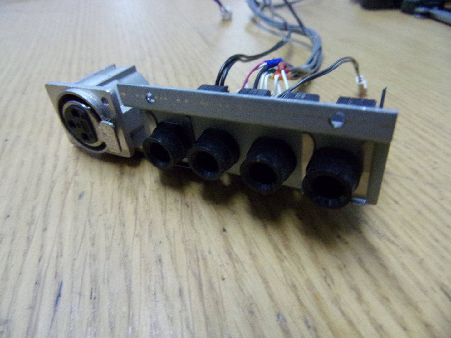 Teac Tascam M-3500 M-3700 Input Jack PCB 52102992-00 52102992-01