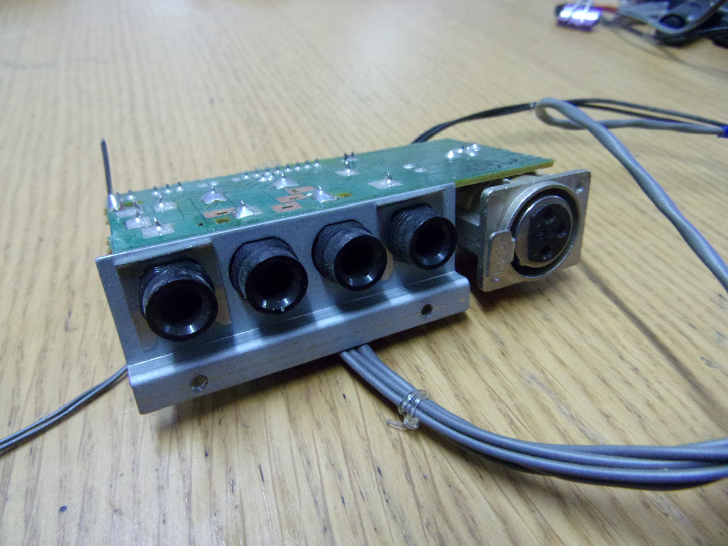 Teac Tascam M-3500 M-3700 Input Jack PCB 52102992-00 52102992-01