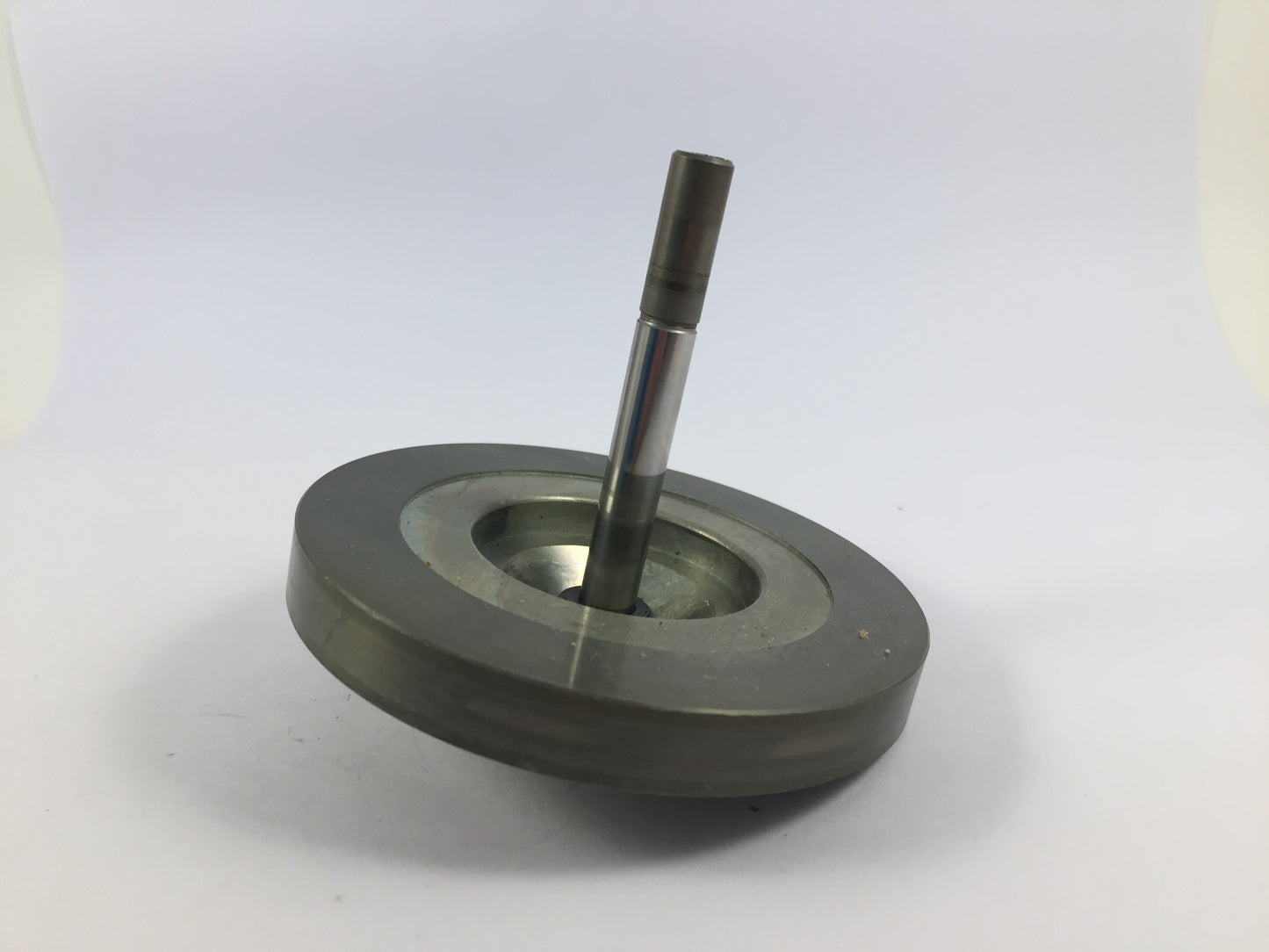 Fostex R8 Capstan and Flywheel assemby