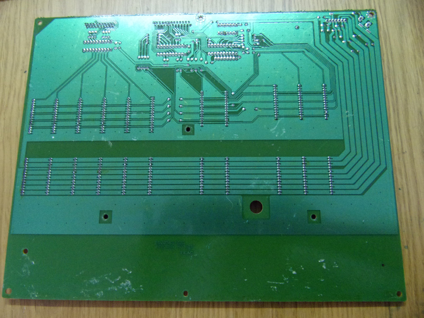 Tascam TM-D8000 PCB AUX MOTHER E900585-00A