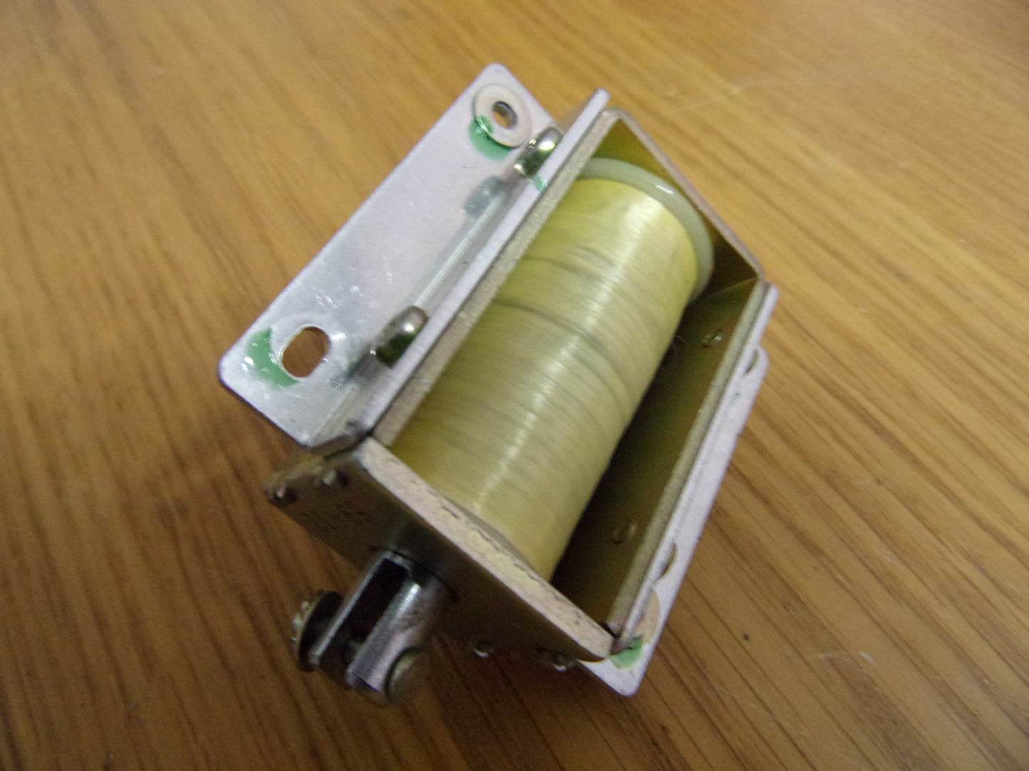 TEAC A-2050 solenoid 61627 RL-621