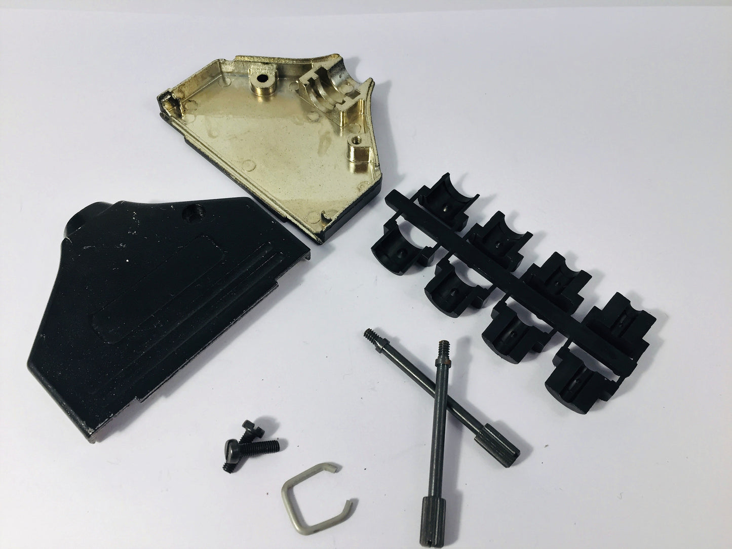 37 way D metal backshell