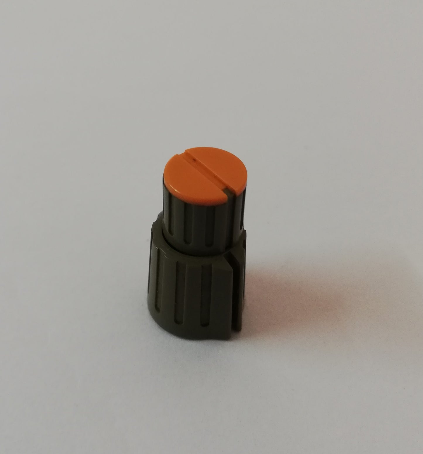 Tascam M-520 dual knobs in 3 colours