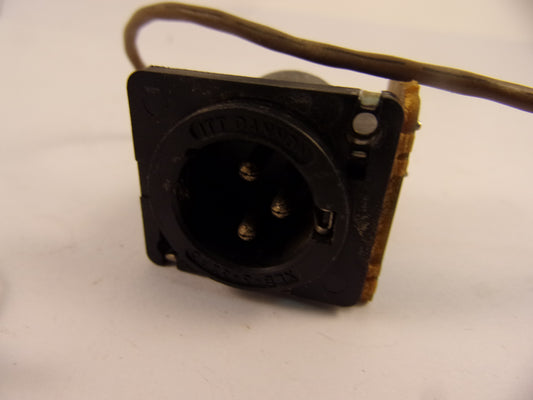 Fostex E-2 Balance out Xlr plug 8251247-002