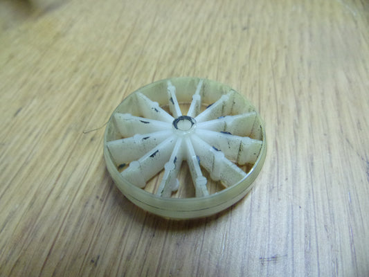 Fostex R8 plastic capstan pulley
