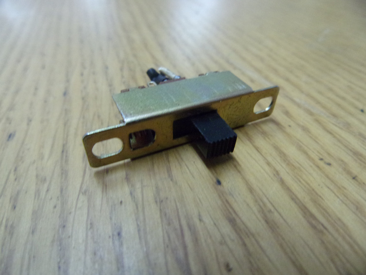 Teac A-1030 small dpdt switch 40mm