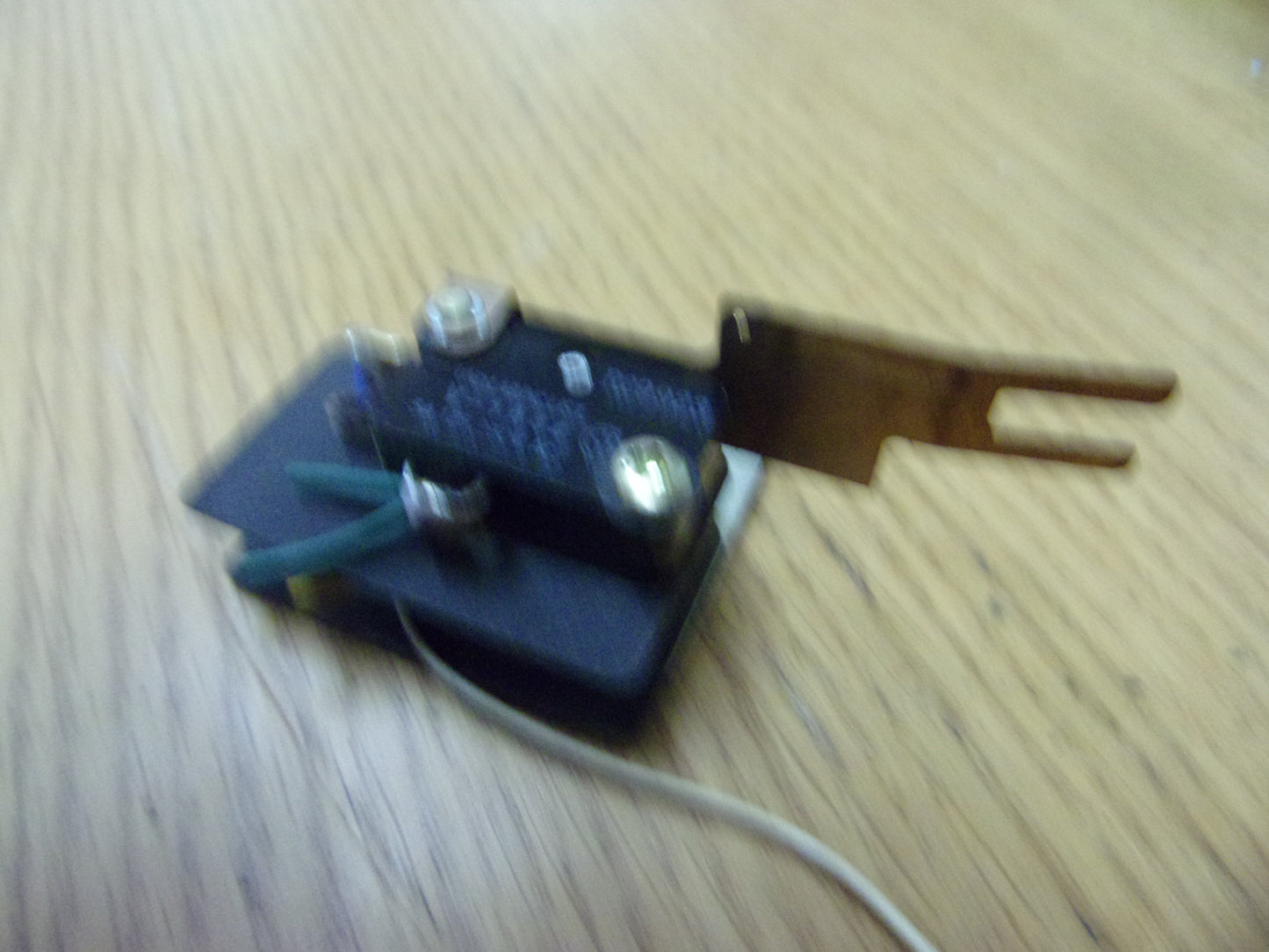 Teac A-1030 microswitch and wire arm or fork arm