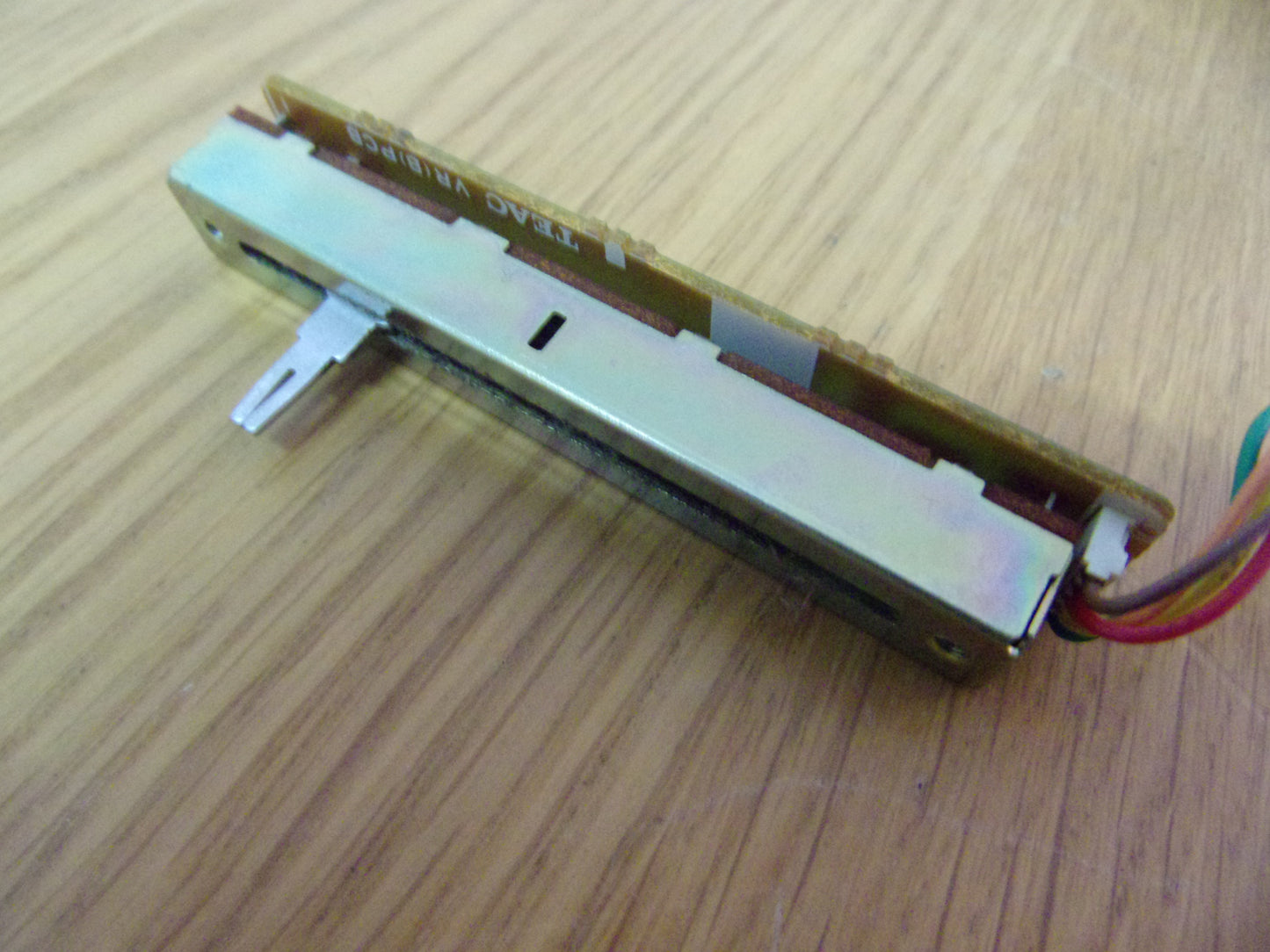 Tascam 246 stereo fader b pcb 52101679-00