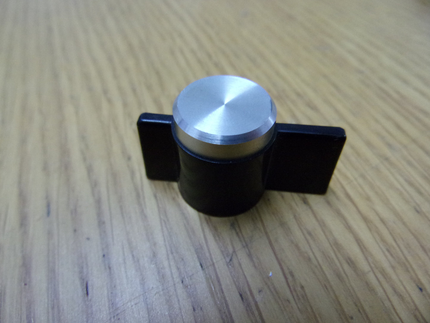 TEAC A-2050 WING KNOB RARE