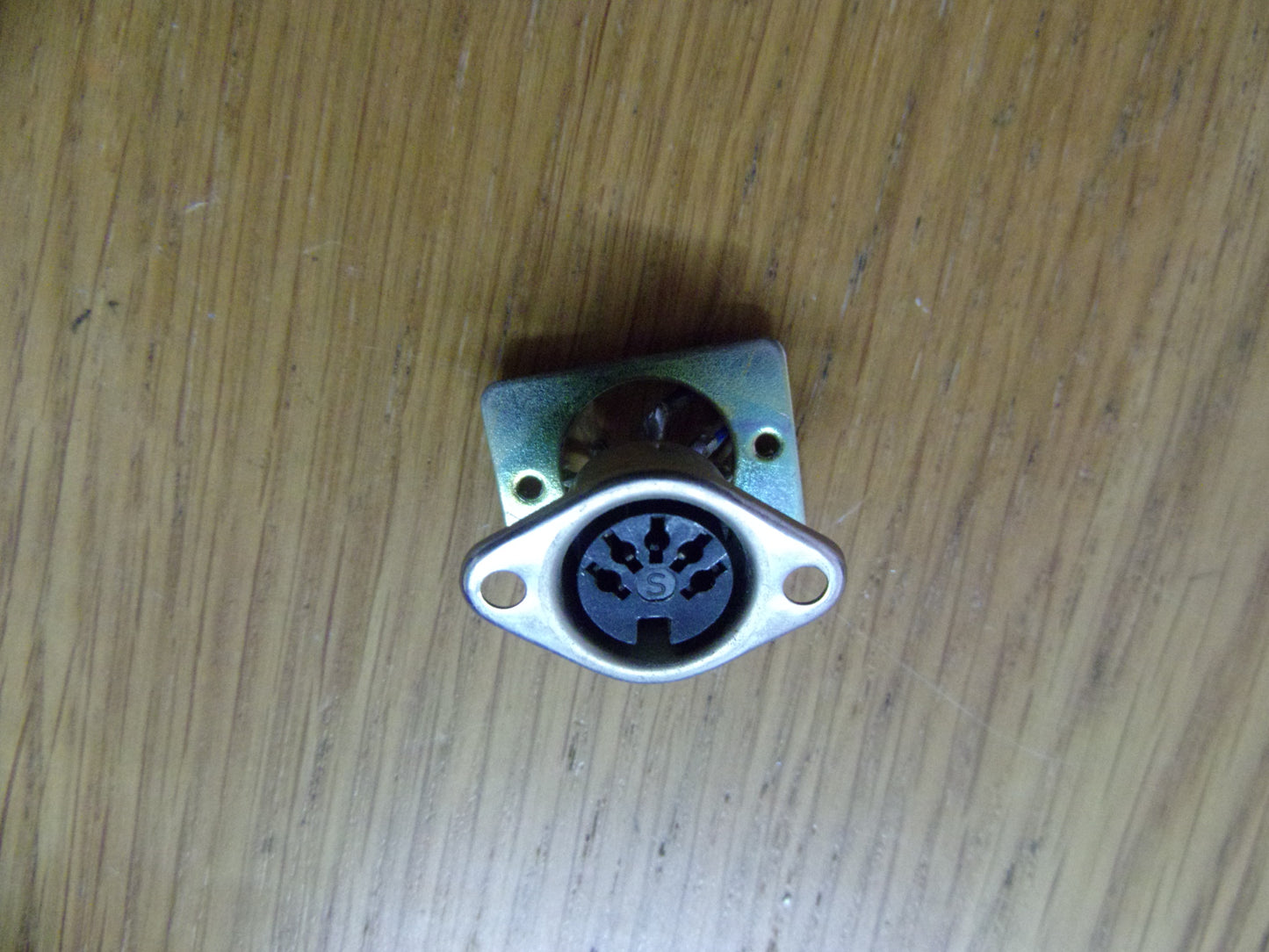 Teac A-3300 3340 series 5 pin 180 din socket and plate